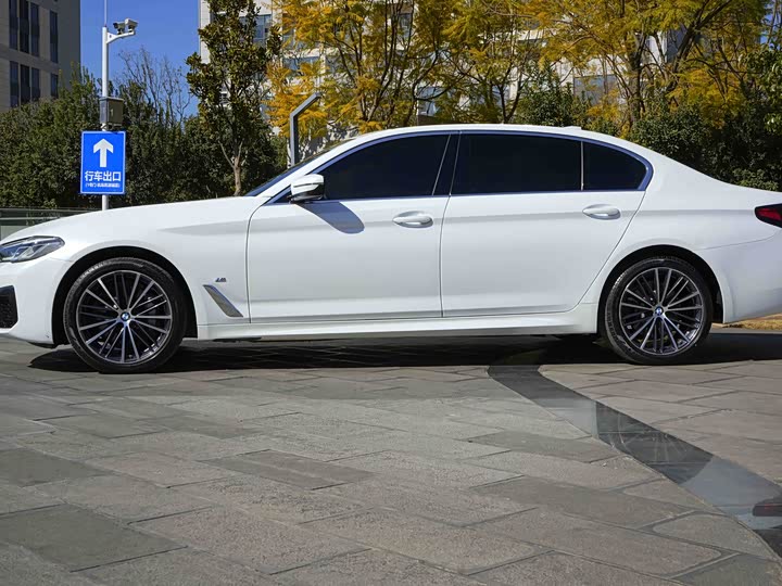 Фото 7 - BMW 5 Series