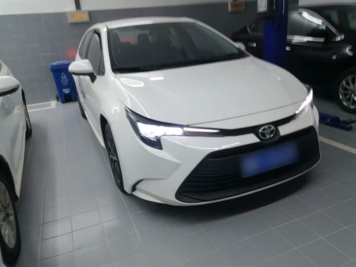 Фото 4 - Toyota Levin