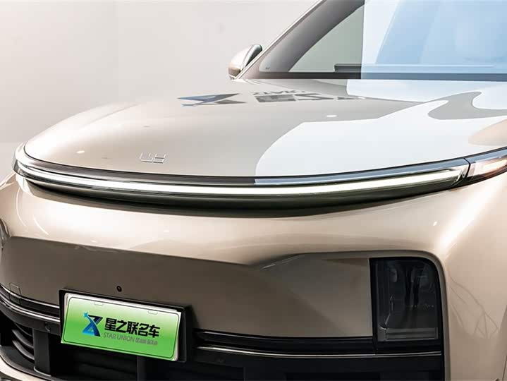 Фото 4 - LiXiang L8