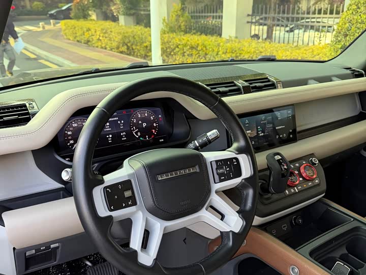 Фото 5 - Land Rover Defender