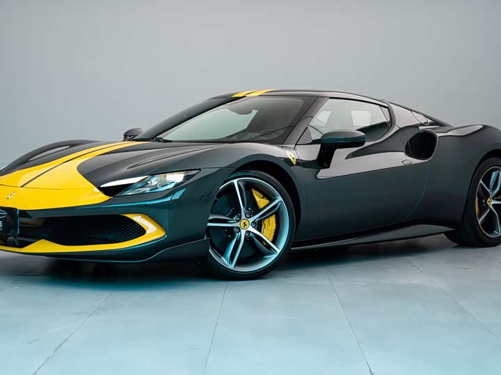 Фото 2 - Ferrari 296