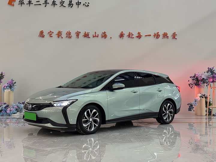 Фото 1 - Buick Velite 6