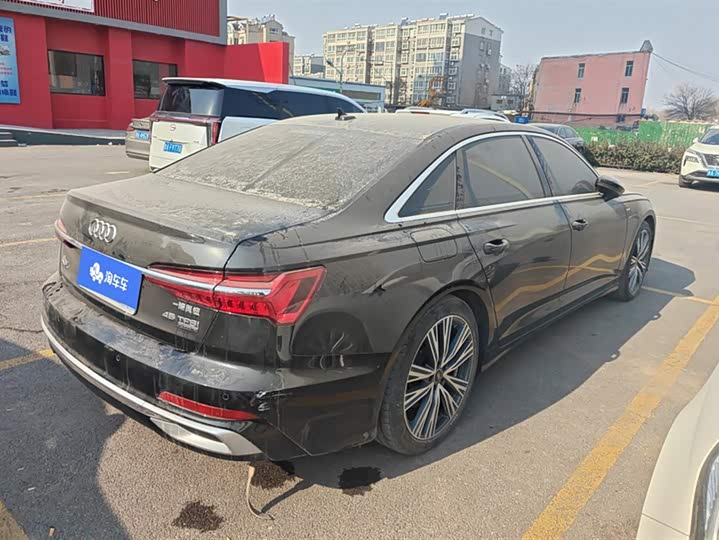 Фото 3 - Audi A6L