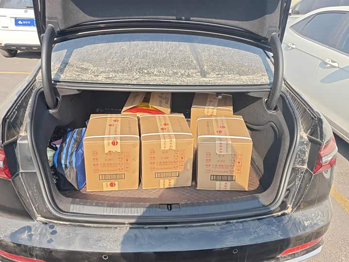 Фото 4 - Audi A6L