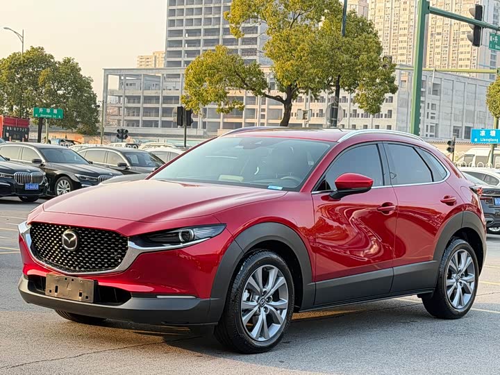 Фото 1 - Mazda CX-30