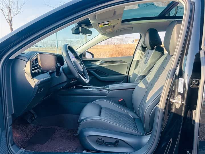 Фото 7 - Volkswagen Magotan