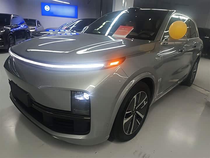 Фото 2 - LiXiang L8