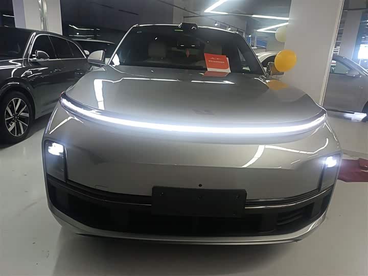 Фото 3 - LiXiang L8