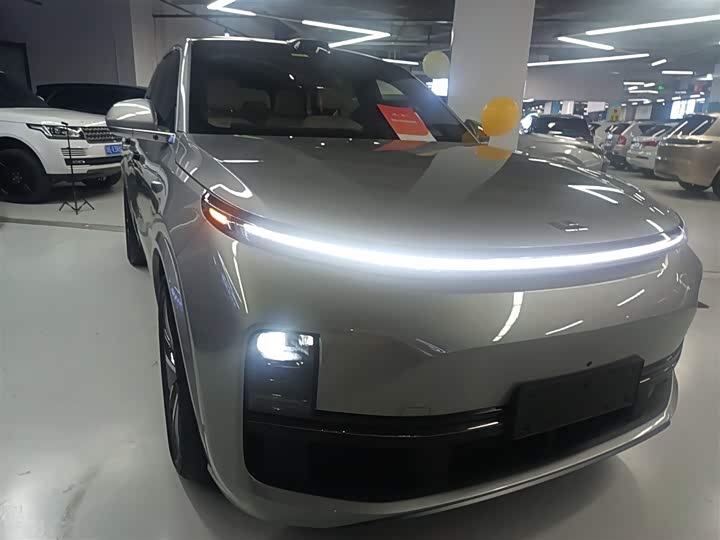 Фото 4 - LiXiang L8