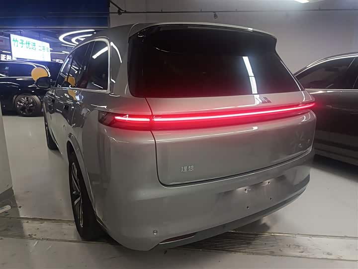 Фото 5 - LiXiang L8