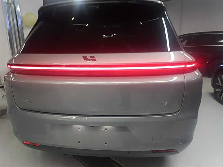 Фото 6 - LiXiang L8