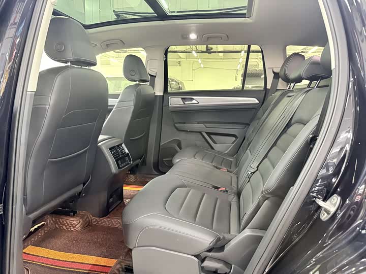 Фото 9 - Volkswagen Teramont Pro