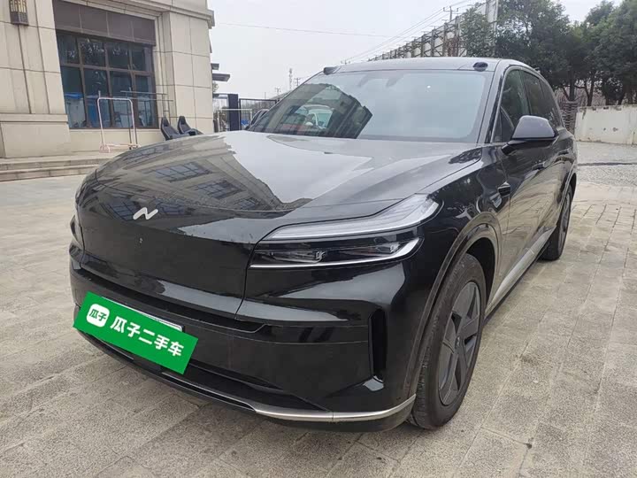 Фото 2 - Nio Onvo L90