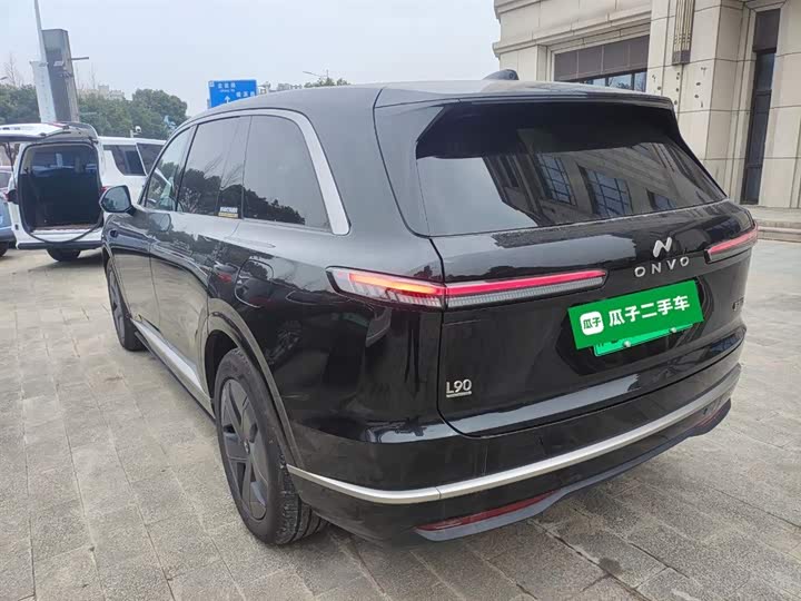 Фото 5 - Nio Onvo L90