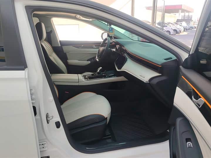 Фото 8 - Dongfeng Aeolus Yixuan Max