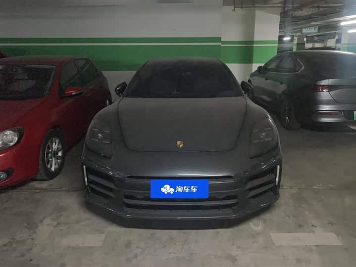 Фото 2 - Porsche Panamera