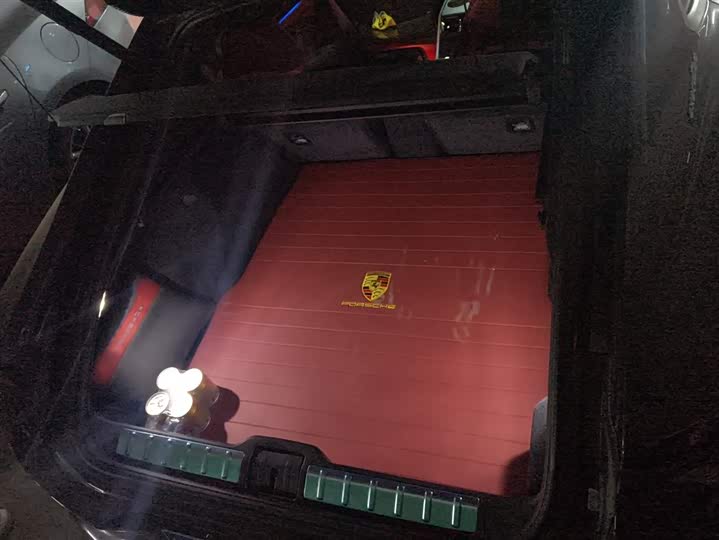 Фото 4 - Porsche Panamera