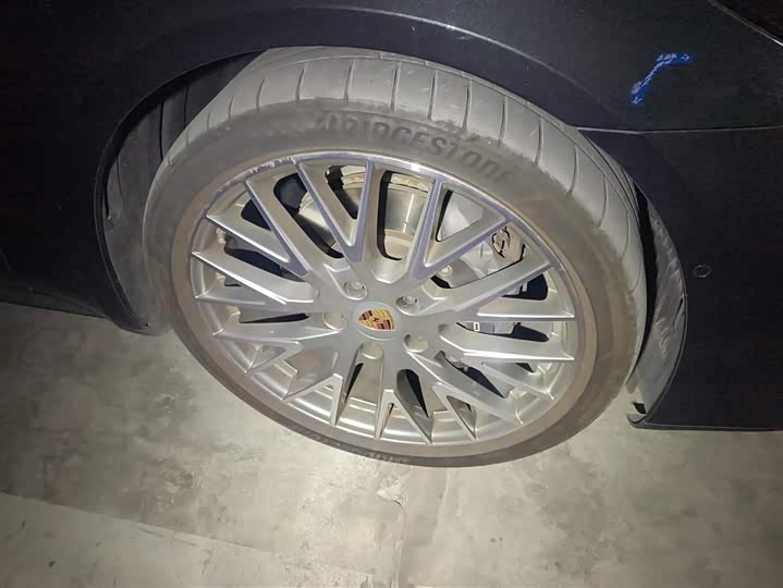 Фото 6 - Porsche Panamera