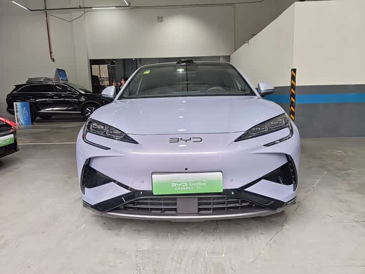 Фото 2 - BYD Sea Lion 07 EV