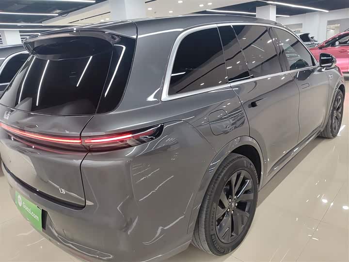 Фото 7 - LiXiang L8