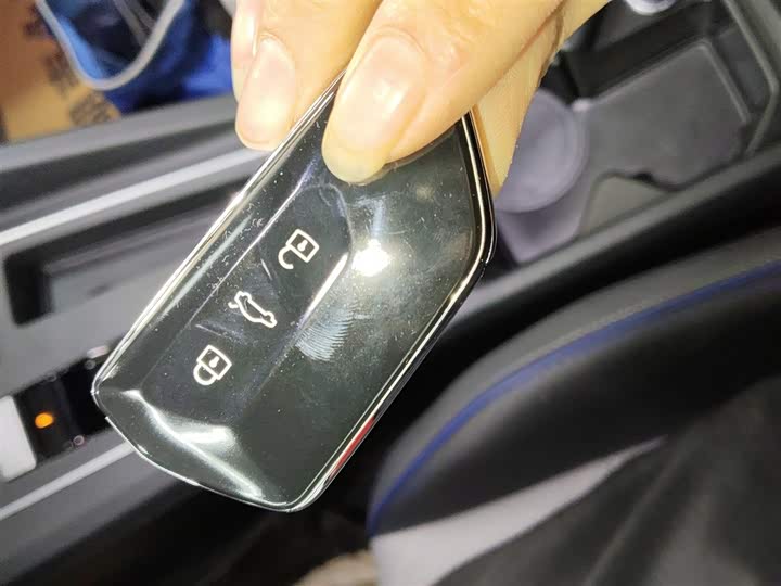 Фото 9 - Volkswagen Golf