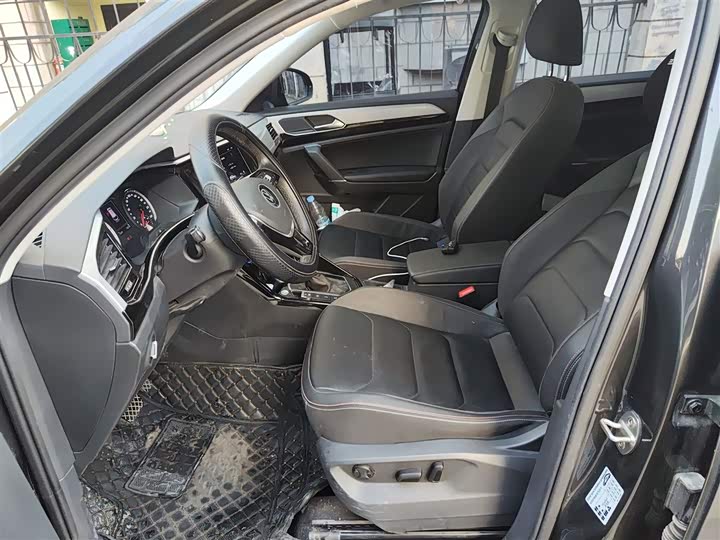 Фото 8 - Volkswagen Tayron