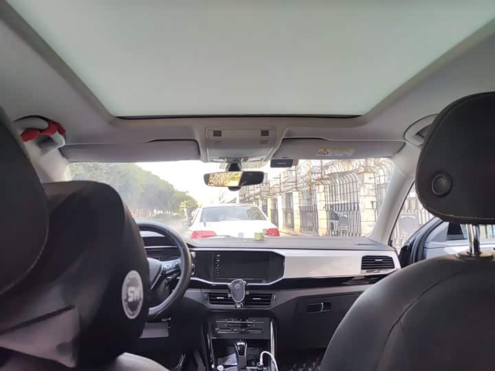 Фото 9 - Volkswagen Tayron