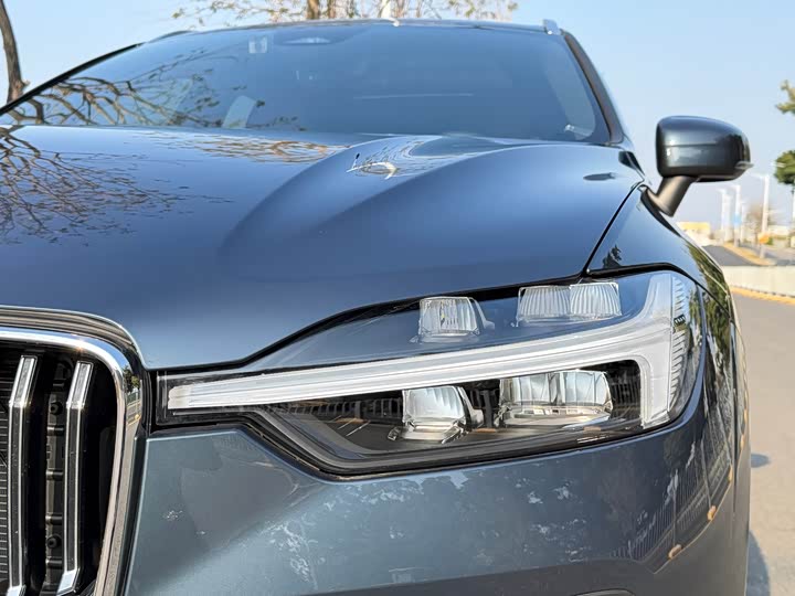 Фото 5 - Volvo XC60