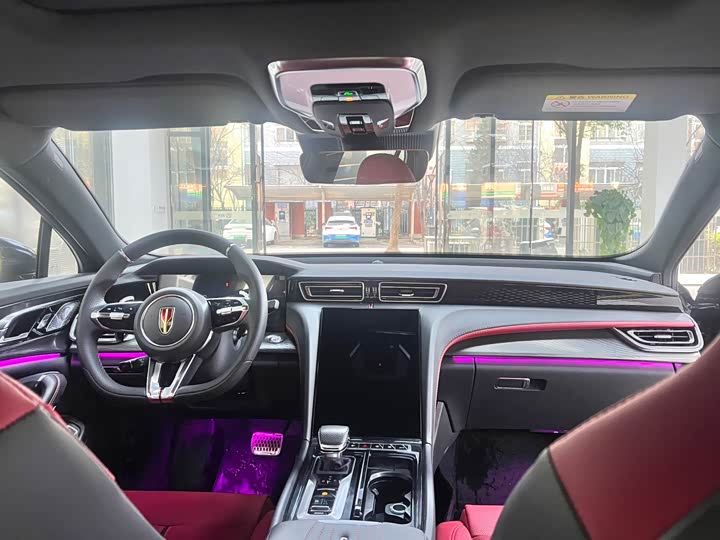 Фото 9 - Hongqi H6