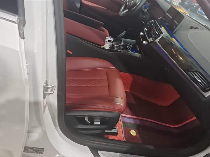 Фото 8 - BMW 5 Series