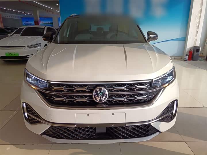 Фото 3 - Volkswagen Tayron X