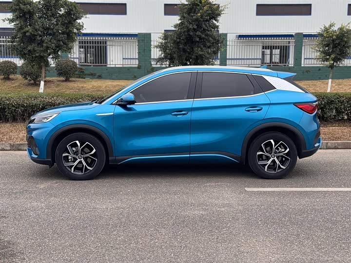 Фото 4 - BYD Yuan Plus