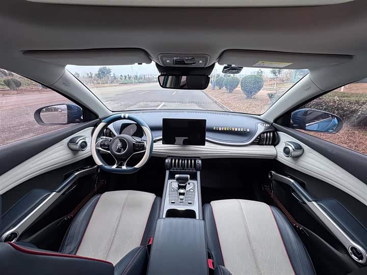 Фото 6 - BYD Yuan Plus