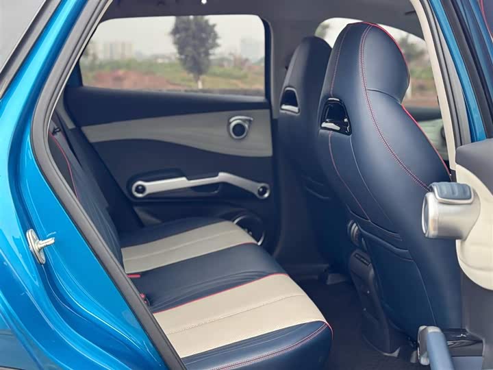 Фото 9 - BYD Yuan Plus