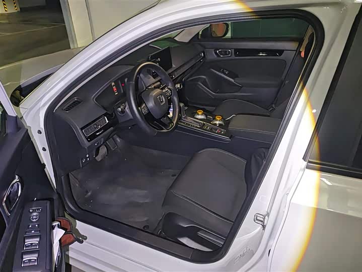 Фото 9 - Honda Civic