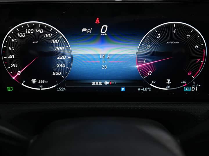 Фото 7 - Mercedes-Benz CLA-Class