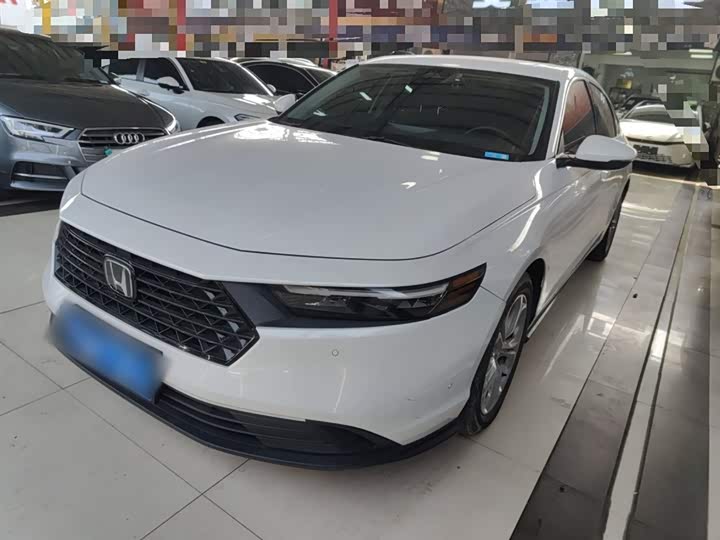 Фото 2 - Honda Accord