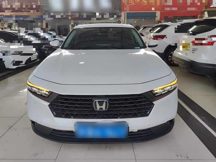 Фото 3 - Honda Accord