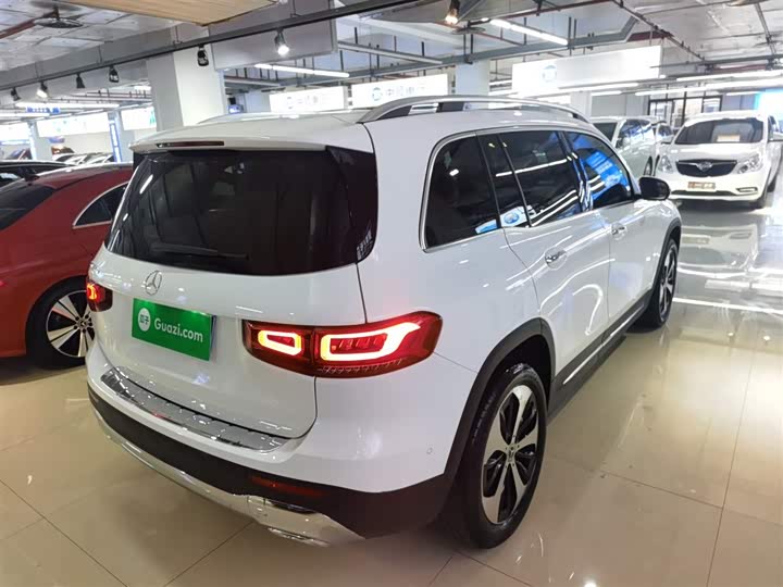 Фото 7 - Mercedes-Benz GLB-Class