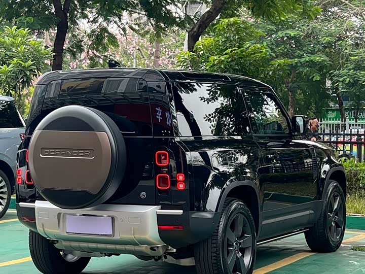 Фото 5 - Land Rover Defender