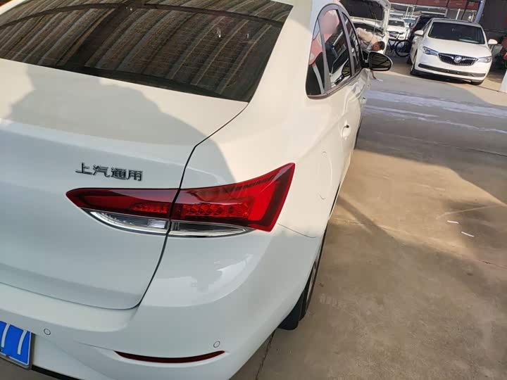 Фото 8 - Buick Excelle GT