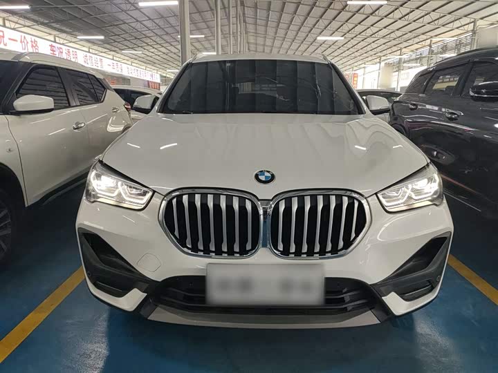 Фото 3 - BMW X1