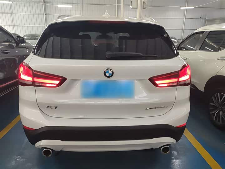 Фото 6 - BMW X1