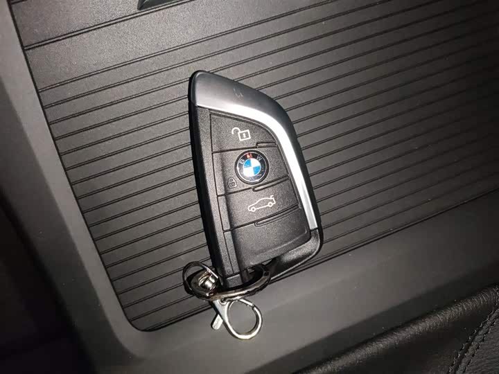 Фото 9 - BMW X1
