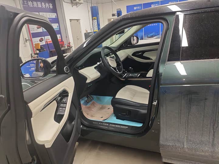 Фото 6 - Land Rover Range Rover Evoque L