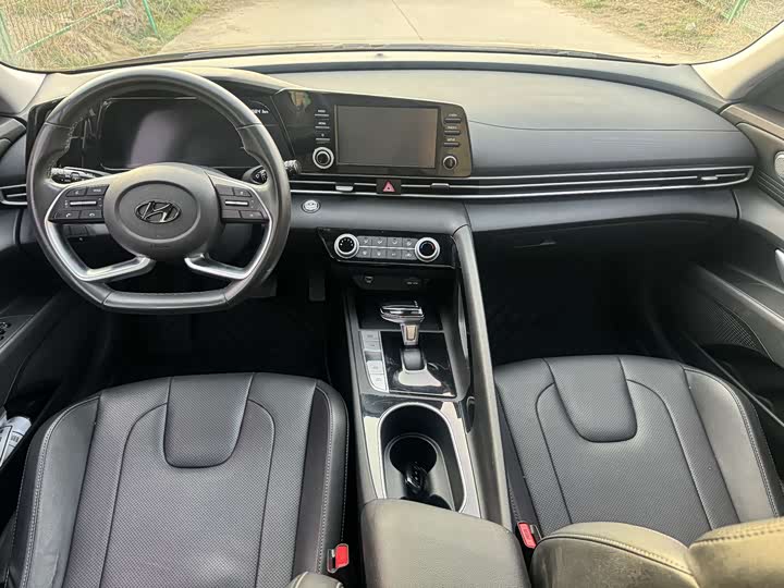 Фото 7 - Hyundai Elantra N line