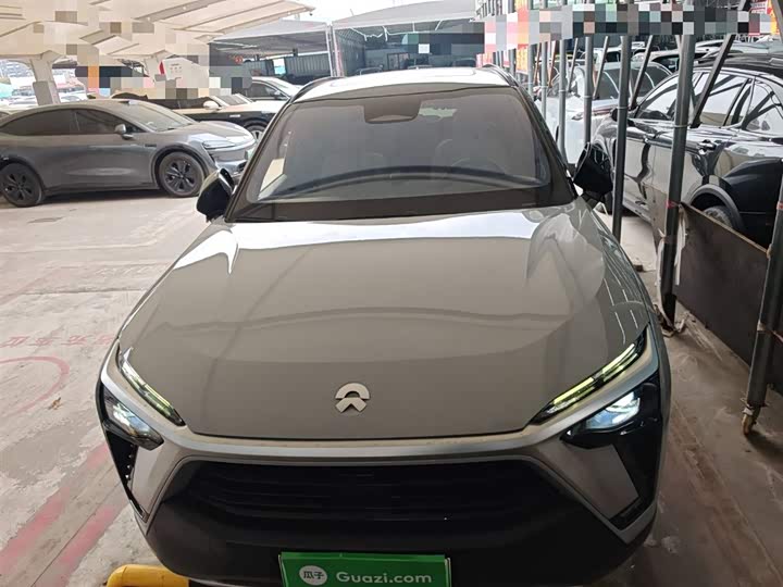 Фото 3 - Nio ES8