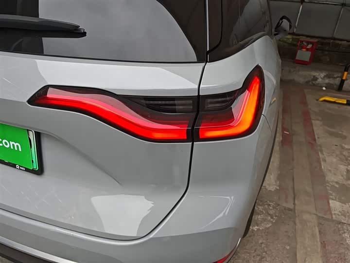 Фото 8 - Nio ES8