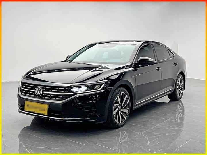 Фото 1 - Volkswagen Passat