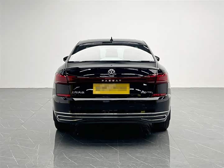 Фото 5 - Volkswagen Passat